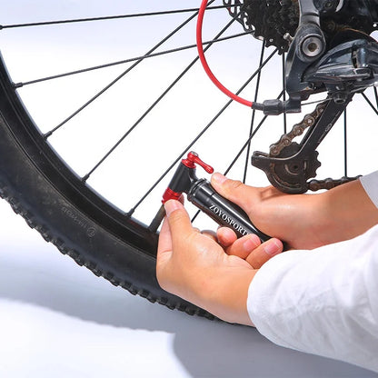 Aluminum CO2 Inflator for Bikes Schrader Presta Valves